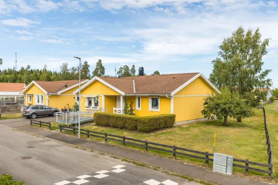 Radhus, Eneborgsvägen 15, Skövde