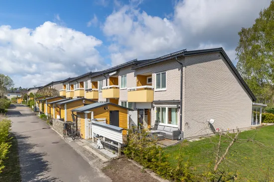 Radhus, Flöjtgatan 74, Karlstad