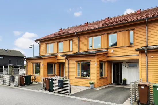 Radhus, Bärnstensvägen 47, Kolla Parkstad, Kungsbacka