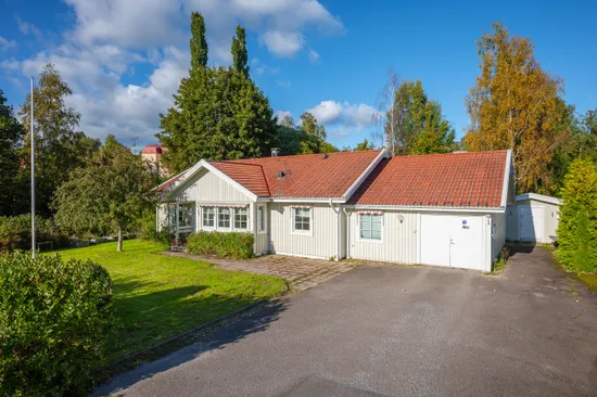 Villa, Kaprifolvägen 1, Söråker, Timrå