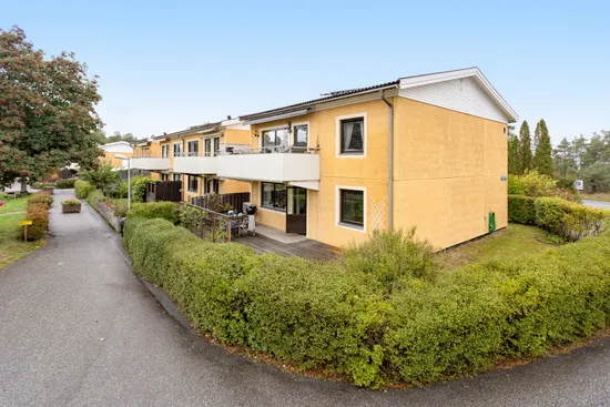 Bostadsrätt, Jordgubbsgränd 1, Viksjö Hummelmora, Järfälla