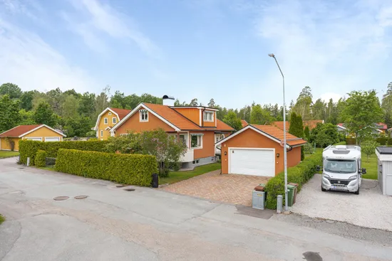 Villa, Broängsvägen 8, Norra Bro, Örebro