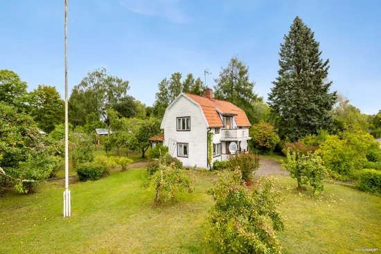 Villa, Korsgatan 2, Lanna, Lekeberg