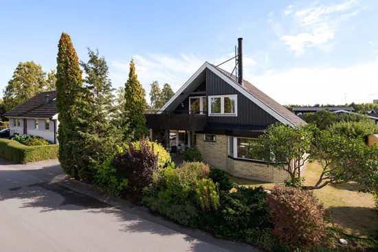 Villa, Lillgårdsvägen 3, Mjölby