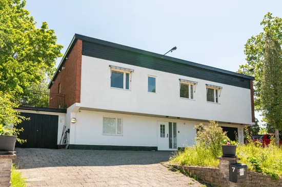 Villa, Oliweblads väg 7, Segeltorp, Huddinge