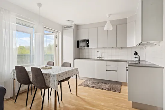 Bostadsrätt, Frestavägen 20, Edsängen, Sollentuna