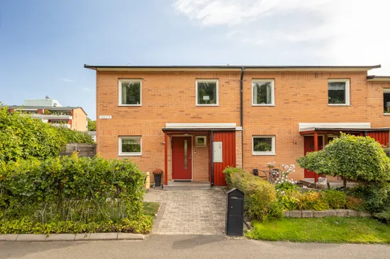 Radhus, Lönnvägen 16, Ekängen, Skövde