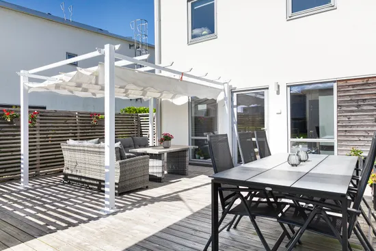Radhus, Lundsbäcksgatan 104, Vasatorps trädgård, Helsingborg