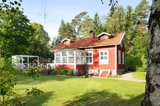 Villa, Gamla Björboholmsvägen 18, Gråbo - Hjällsnäs, Lerum