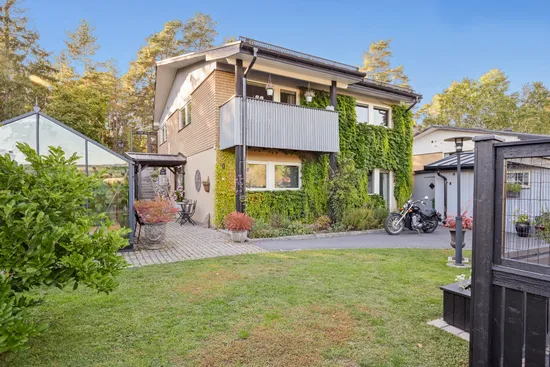 Villa, Svärmarevägen 83, Fresta, Upplands Väsby