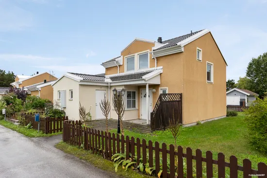 Radhus, Storkullsgränd 28, Slite - Nordöstra Gotland, Gotland