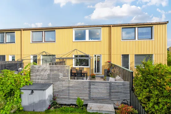 Radhus, Drakblommegatan 12, Centrala Hisingen, Göteborg