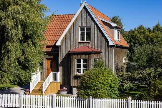 Villa, Petersburgsgatan 13, Centralt/Nyatorp, Halmstad