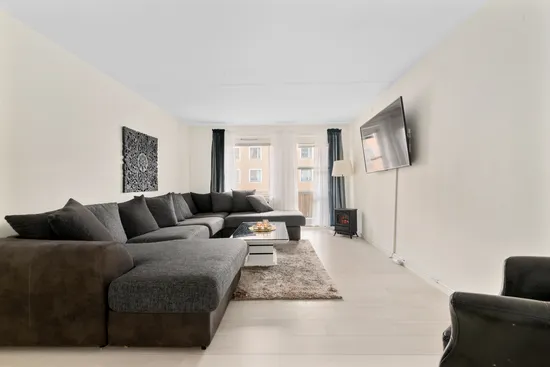 Bostadsrätt, Astrakangatan 100, Hässelby Gård, Stockholm