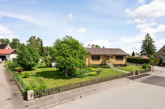 Villa, Curmansvägen 12, Mjölby