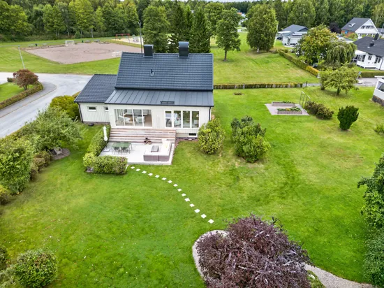 Villa, Lövbergagatan 4, Hörnebo, Tibro