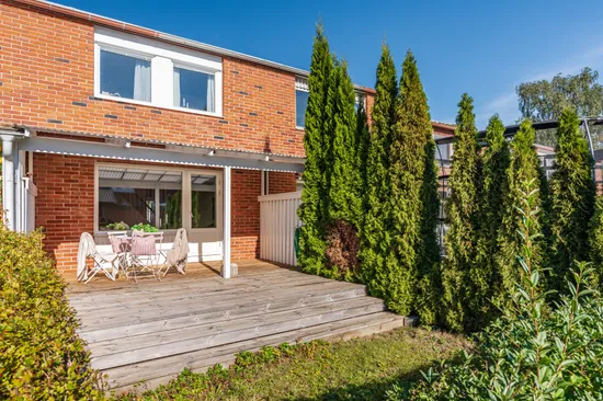 Radhus, Uranusvägen 5, Skälby, Järfälla