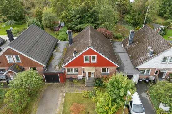 Villa, Blåsippevägen 24, Hemmesta, Värmdö