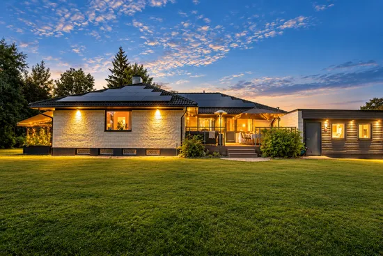 Villa, Höjdhoppargatan 12, Rönnby, Västerås