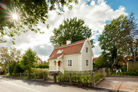 Villa, Berghallagatan 4, Öster, Växjö