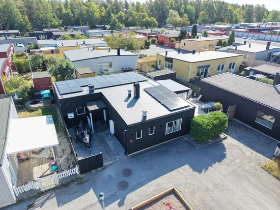 Radhus, Rosengårdsvägen 217, Rosengården, Vallentuna