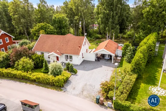 Villa, Södra Mariedalsvägen 8, Enköping