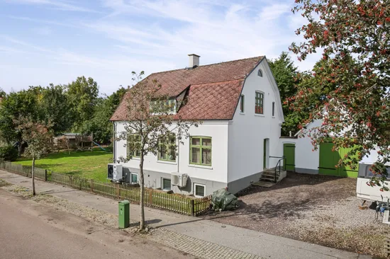 Villa, Stora Norregatan 13, Lövestad, Sjöbo