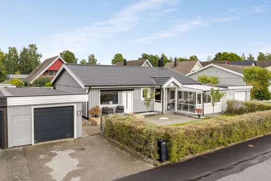 Villa, Gevärsgatan 17, Motala