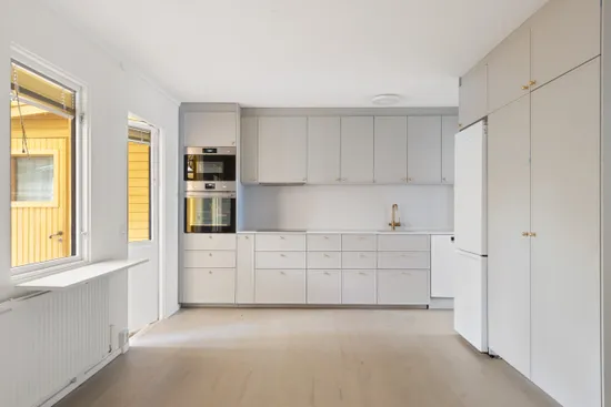 Radhus, Albert Målares väg 16G, Täby Kyrkby, Täby