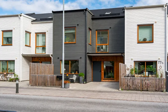 Radhus, Johannesbäcksgatan 77D, Salabacke, Uppsala