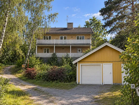 Villa, Sandbrovägen 38, Roslags Näsby, Täby