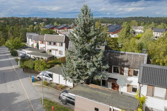 Radhus, Storbergsvägen 29, Snättringe, Huddinge