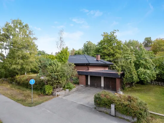 Villa, Zenitvägen 24, Skälby, Järfälla