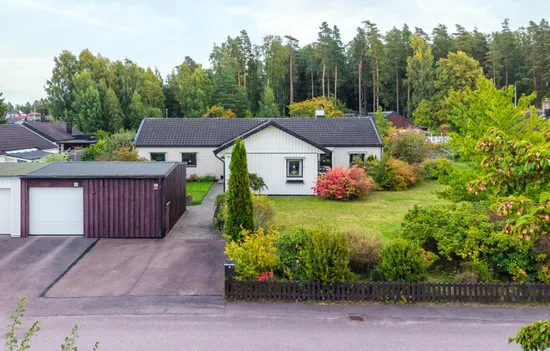 Villa, Långnäsvägen 37, Lövnäs, Hammarö