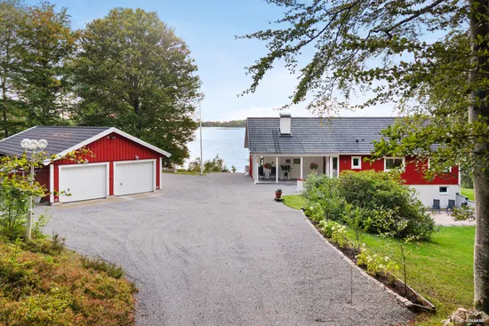 Villa, Marias väg 9, Hjälmsjön, Örkelljunga