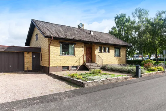 Villa, Vallmogatan 2, Bjuv