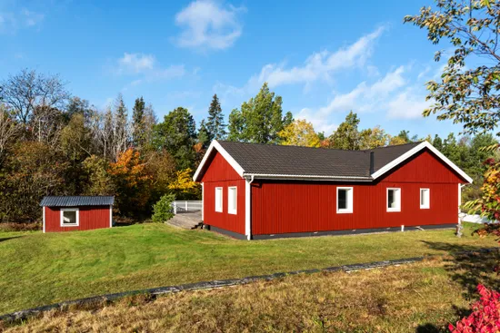 Villa, Hammarby backe 9, Älmsta, Norrtälje