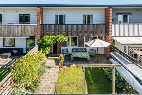 Radhus, Bjärehovsvägen 4, Lomma