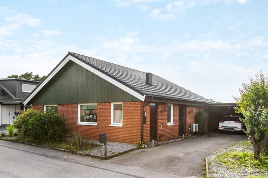Villa, Azaleastigen 3, Karlberg, Varberg