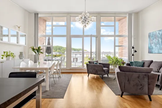 Radhus, Rödbenevägen 6, Råby Gärde - Bro, Upplands-Bro