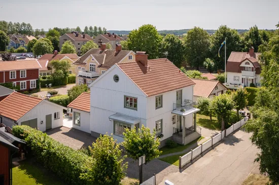Villa, Bäckgatan 3, Centrum, Kristinehamn