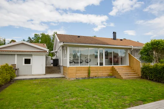 Radhus, Vestagatan 13, Östra Steninge, Sigtuna