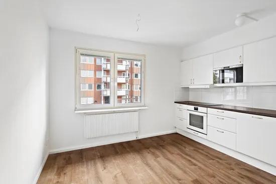 Bostadsrätt, Sveaborgsgatan 16, Akalla, Stockholm