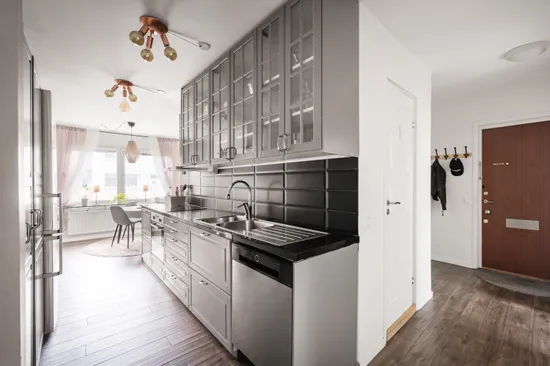 Bostadsrätt, Hallonvägen 48, 1tr, Tibble - Kungsängen, Upplands-Bro