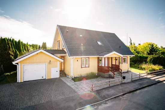 Villa, Dalvägen 1, Mariestad