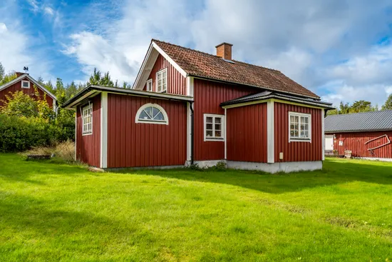 Villa, Tybble 506, Asker, Örebro