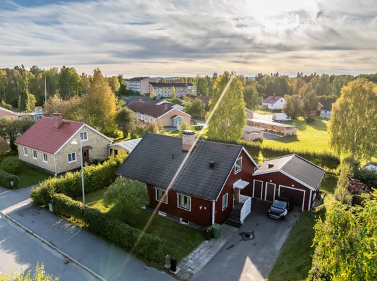 Villa, Häradsvägen 98, Vindeln