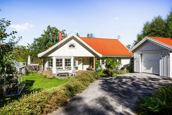 Villa, Skvaldalsvägen 9, Brunn, Värmdö