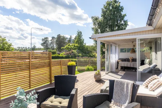 Radhus, Lavavägen 30, Östra Stenåsen, Kil