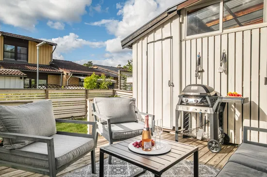 Radhus, Kragstalundsvägen 29, Kragstalund, Vallentuna